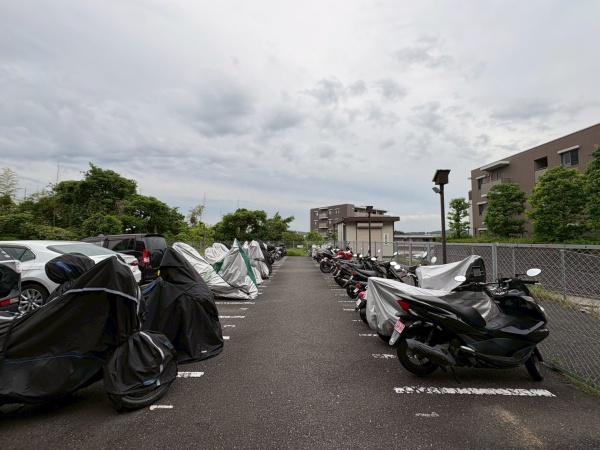 ローレルスクエア港南台C棟