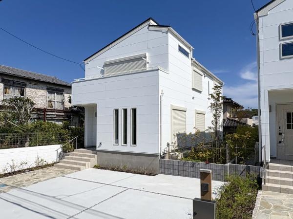 鎌倉市稲村ガ崎５丁目の新築一戸建