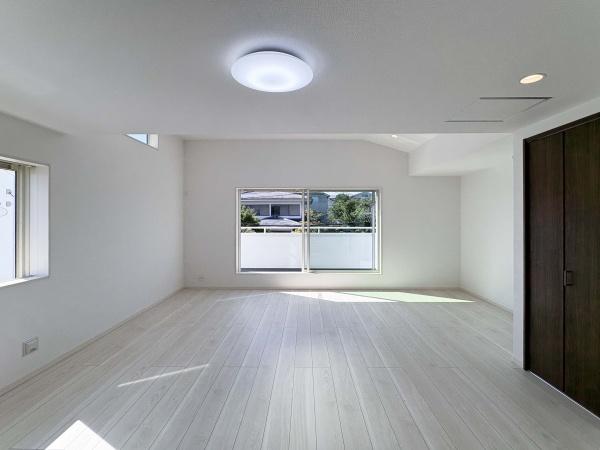 鎌倉市稲村ガ崎５丁目の新築一戸建