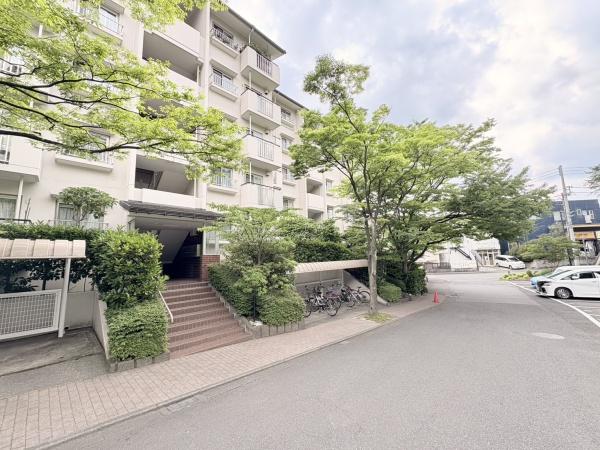 メゾン桜が丘10の1号棟