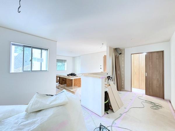 横浜市西区元久保町の新築一戸建