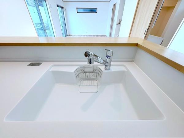 横浜市西区元久保町の新築一戸建