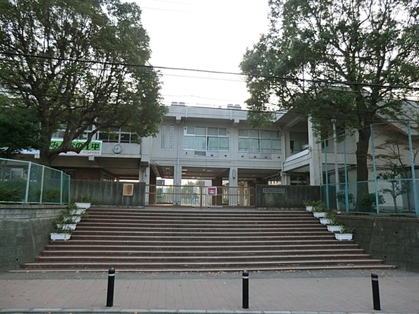 グリーンハイムいずみ野B地区23号棟(横浜市立いずみ野中学校)