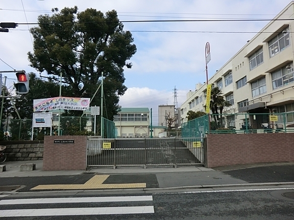 横浜市泉区上飯田町の新築一戸建(横浜市立上飯田小学校)