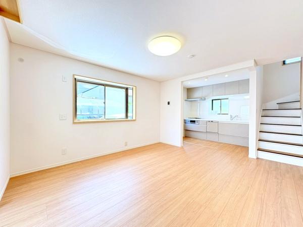 逗子市沼間３丁目の中古一戸建