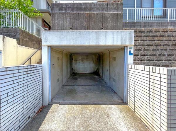 横浜市金沢区六浦５丁目の中古一戸建て