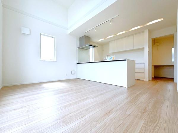 藤沢市辻堂元町５丁目の新築一戸建