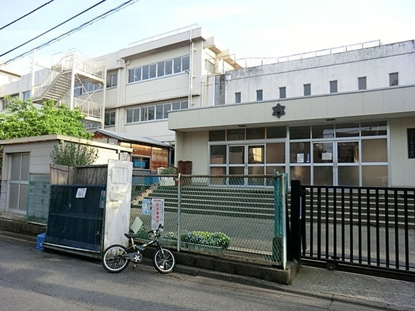 川崎市中原区木月４丁目の中古一戸建て(川崎市立木月小学校)