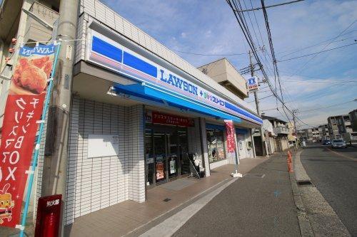 ミレニアムレジデンス浦賀(ローソン・スリーエフ横須賀鴨居店)