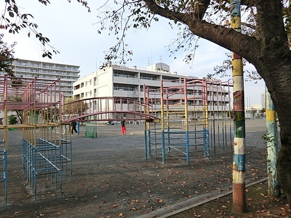 横浜市保土ケ谷区仏向町の新築一戸建(横浜市立仏向小学校)