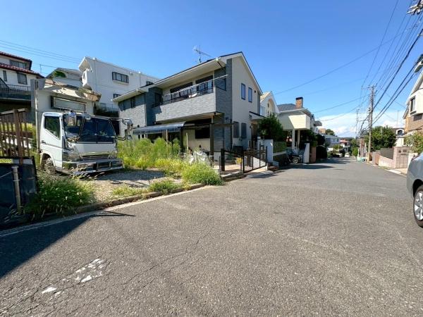 横浜市中区豆口台の土地(前面道路含む現地写真)