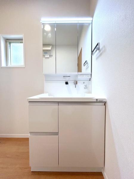 横浜市南区六ツ川１丁目の中古一戸建て