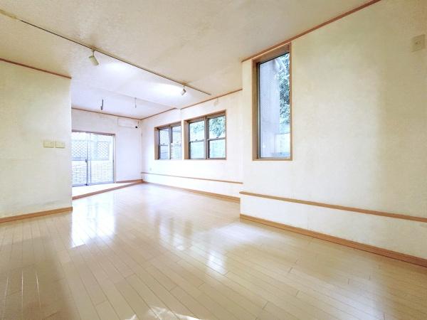 横浜市中区本牧間門の中古一戸建