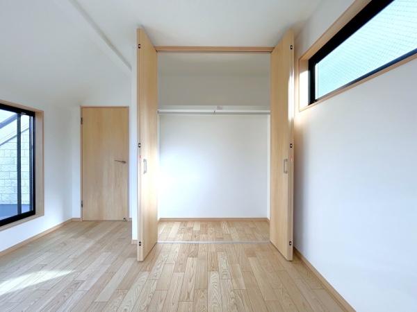 横浜市西区西戸部町３丁目の新築一戸建