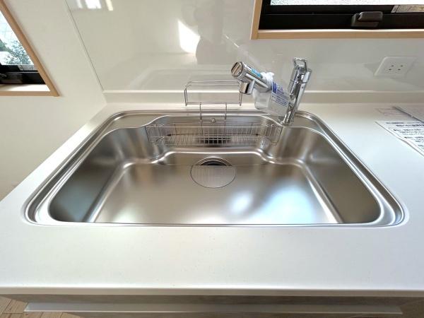 横浜市西区西戸部町３丁目の新築一戸建