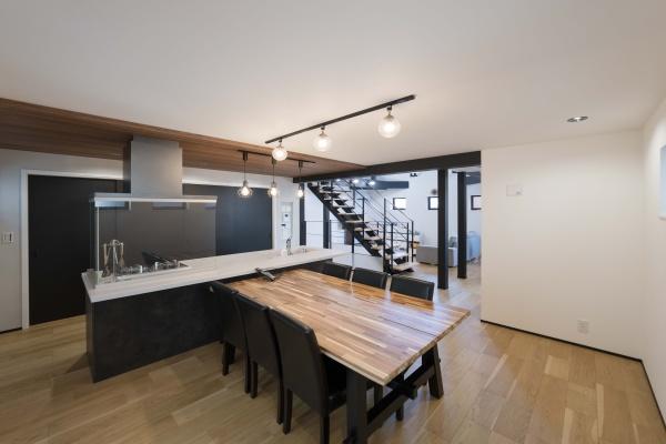 横浜市西区南浅間町の中古一戸建て