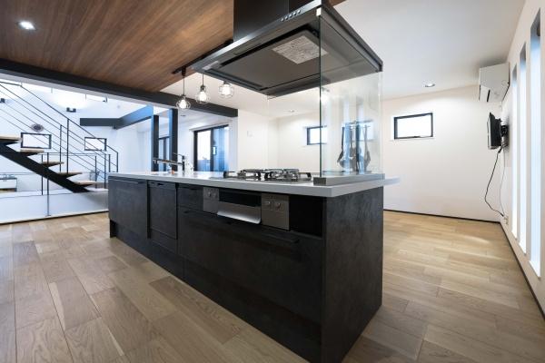 横浜市西区南浅間町の中古一戸建て