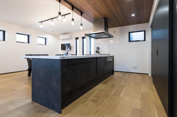 横浜市西区南浅間町の中古一戸建て