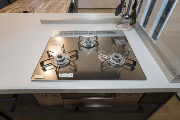 横浜市西区南浅間町の中古一戸建て