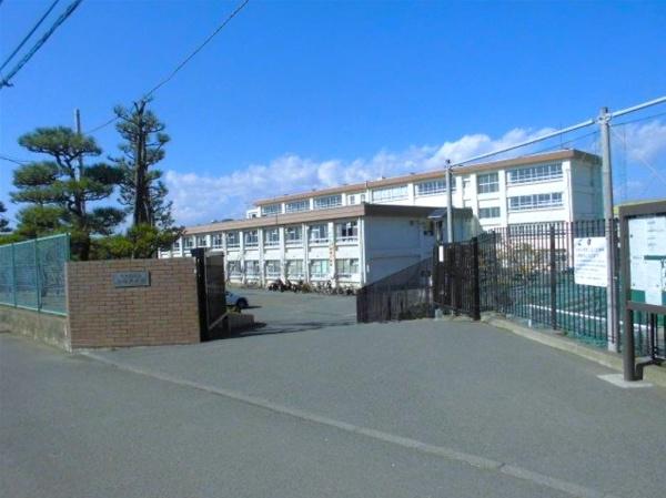 茅ヶ崎市菱沼１丁目の中古一戸建て(茅ヶ崎市立松林中学校)