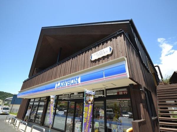 ナイスステージ葉山(ローソン逗葉新道長柄店)