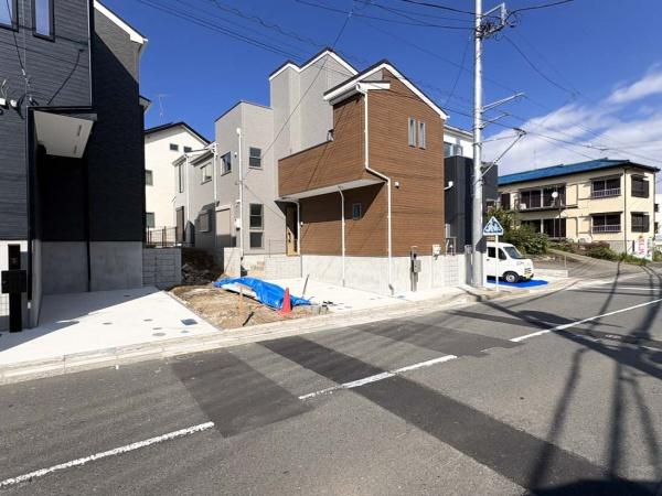 横浜市港北区大倉山６丁目の新築一戸建
