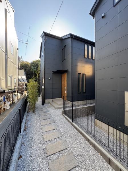 横浜市鶴見区梶山１丁目の新築一戸建