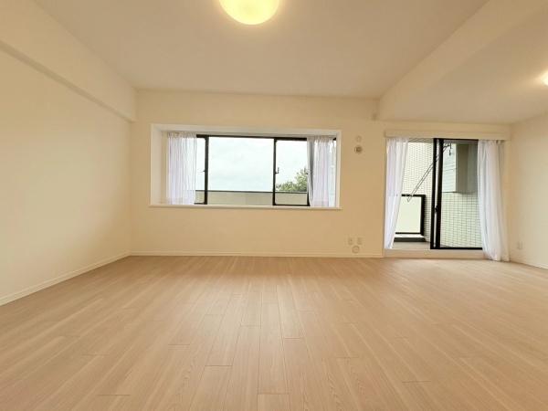 ルネ戸塚弥生台(リビング)