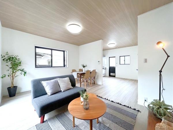 三浦郡葉山町一色の中古一戸建