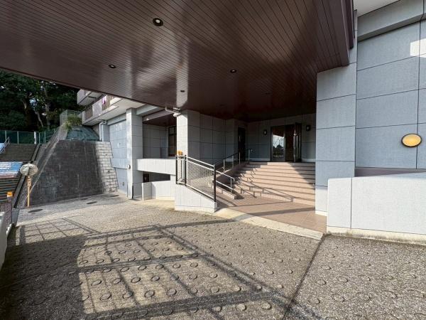 コスモ横浜和田町ヒルズ