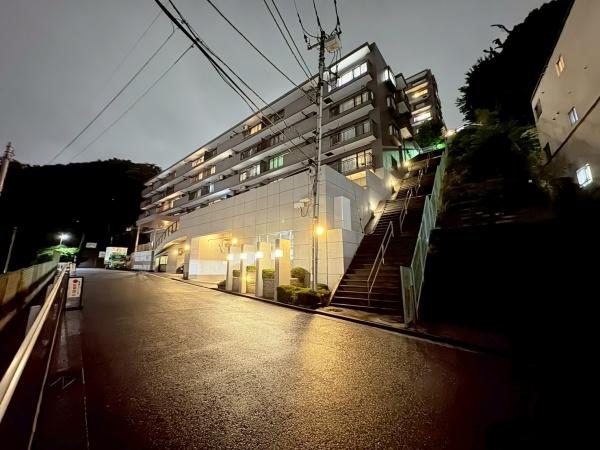 コスモ横浜和田町ヒルズ