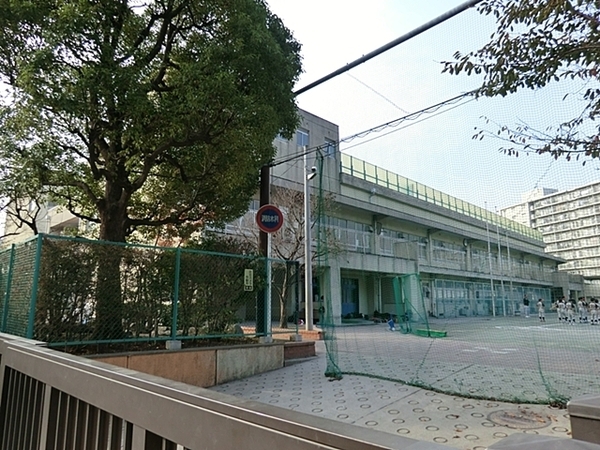 第３大船パークタウンＧ棟(横浜市立笠間小学校)