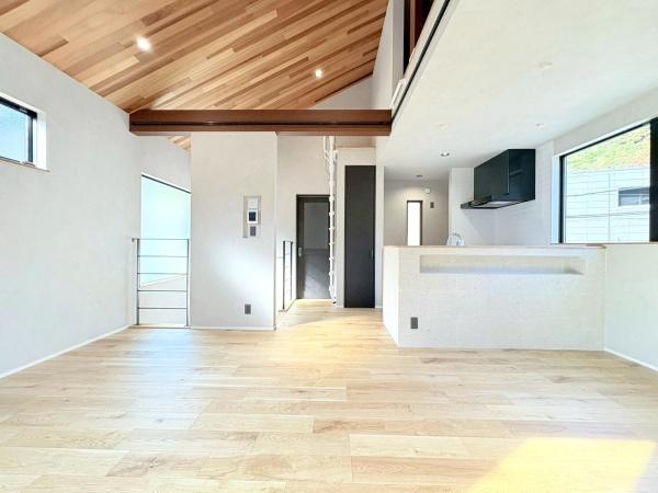 三浦郡葉山町堀内の新築一戸建