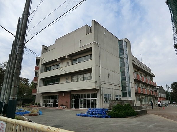 ライオンズマンション磯子山王台(横浜市立山王台小学校)