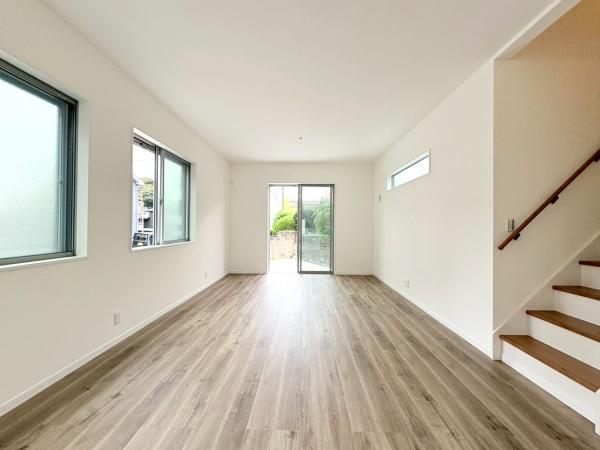 横須賀市鴨居３丁目の新築一戸建