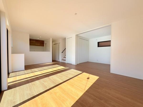 藤沢市西富の新築一戸建