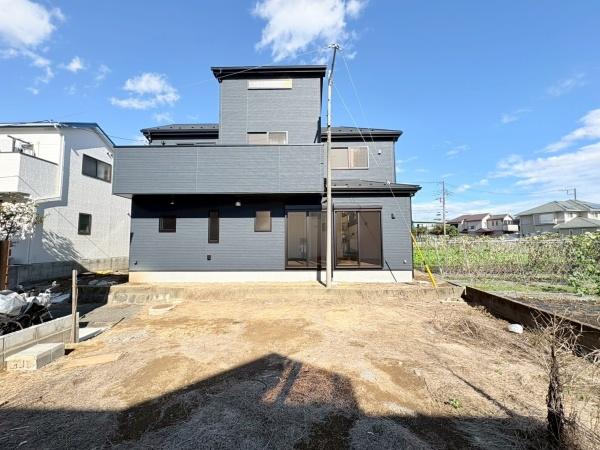 藤沢市西富の新築一戸建