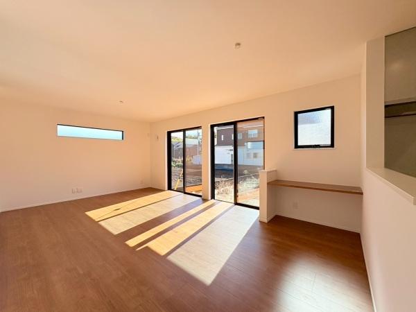 藤沢市西富の新築一戸建