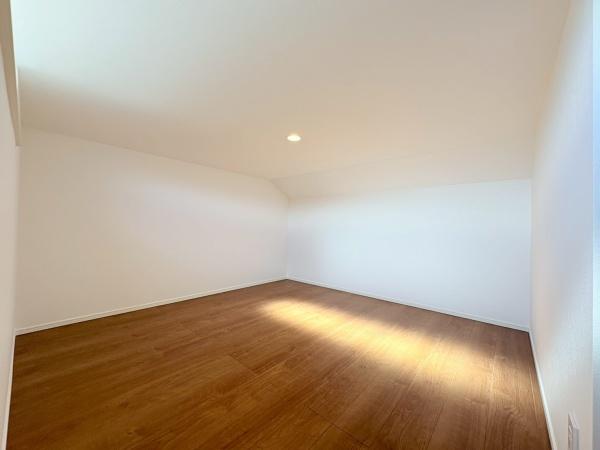 藤沢市西富の新築一戸建