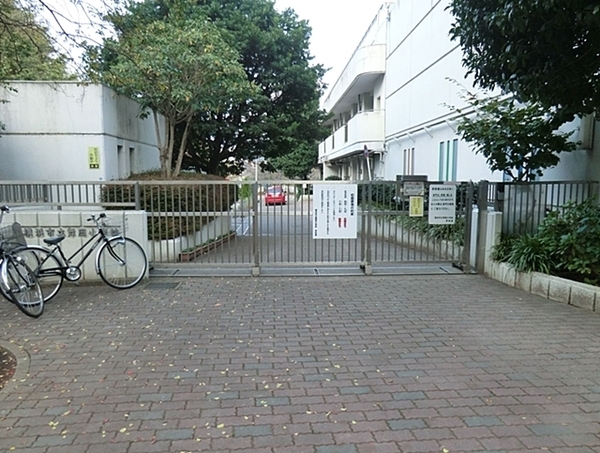 横浜市戸塚区舞岡町の新築一戸建(横浜市立舞岡小学校)