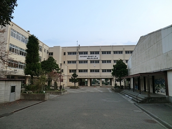 横浜市戸塚区舞岡町の新築一戸建(横浜市立舞岡中学校)