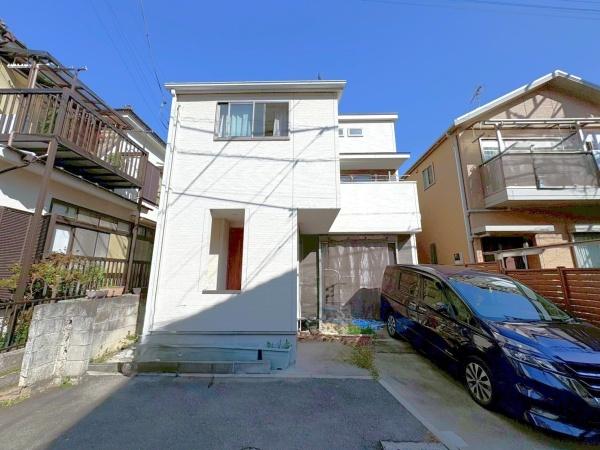 横浜市神奈川区西大口の中古一戸建