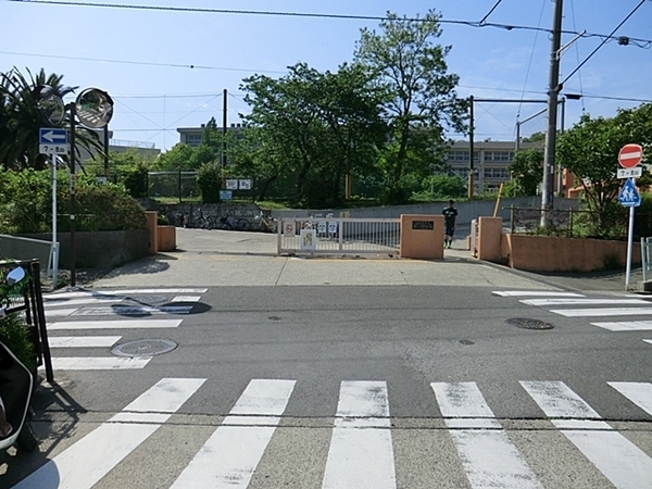 横須賀市武２丁目の新築一戸建(横須賀市立武山小学校)