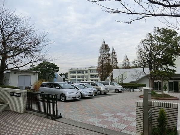 横浜市栄区庄戸５丁目の新築一戸建(横浜市立庄戸小学校)