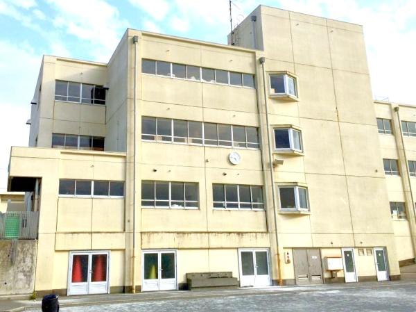 茅ヶ崎市南湖６丁目の新築一戸建(茅ヶ崎市立西浜小学校)