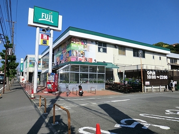 横須賀市粟田１丁目の新築一戸建(Fuji佐原店)