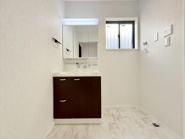 茅ヶ崎市柳島海岸の中古一戸建て