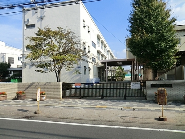 戸塚ヒルズ(横浜市立戸塚小学校)