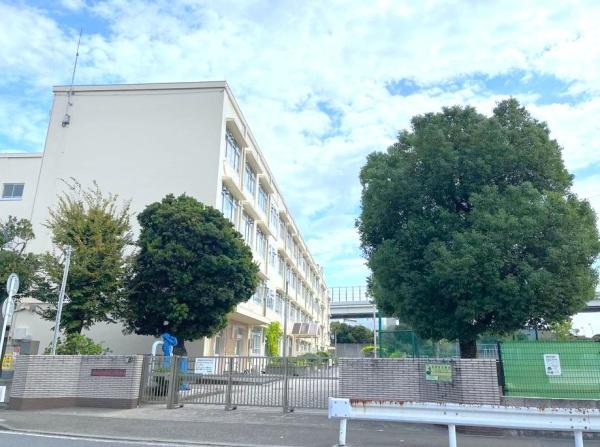 横浜市中区本牧元町の中古一戸建て(横浜市立本牧南小学校)