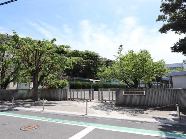 横浜市中区本牧元町の中古一戸建て(横浜市立間門小学校)